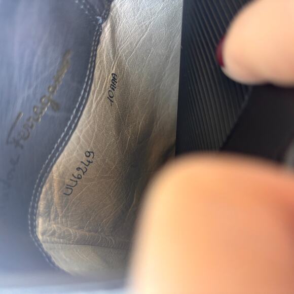 Salvatore Ferragamo Women’s Tall Leather Boots 10 AAA Gray – Made in Italy - Picture 10 of 13